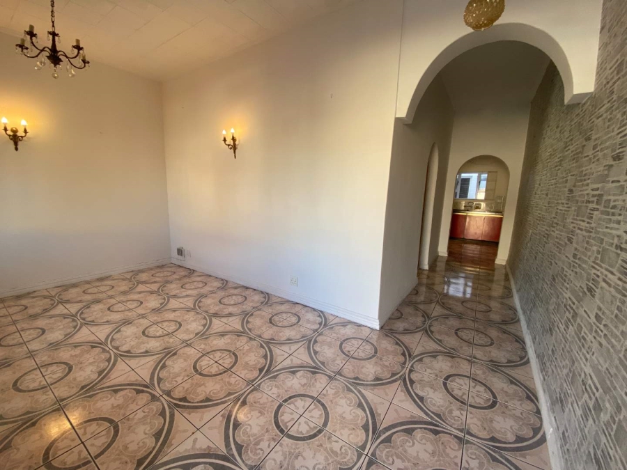 3 Bedroom Property for Sale in Wynberg Western Cape